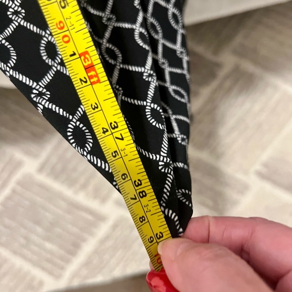 Black and white print wrap maternity dress medium - Picture 6 of 9